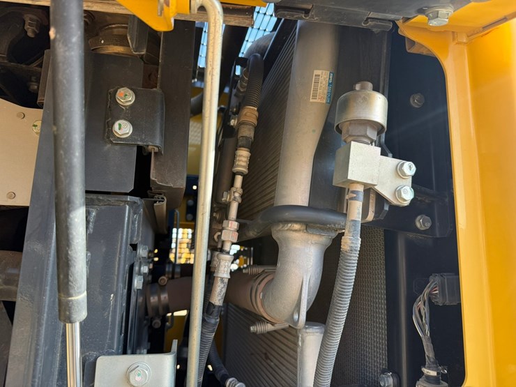 komatsu-wa380-image-83
