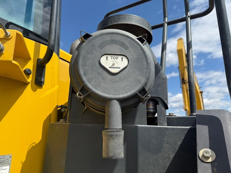 komatsu-wa380-image-108