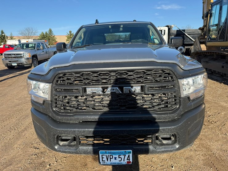 2021-dodge-2500-image-8
