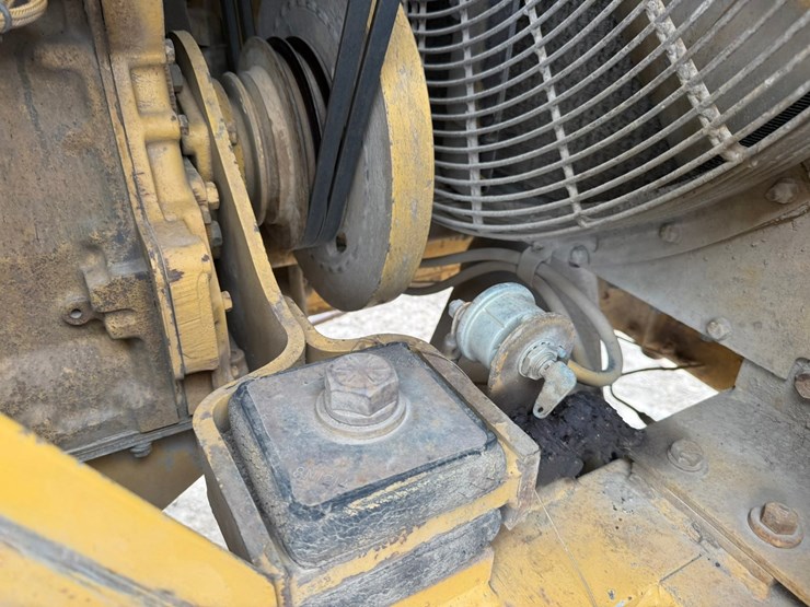 caterpillar-966d-image-78