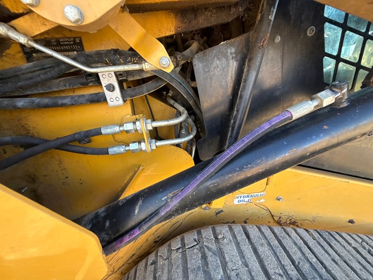 caterpillar-259d3-image-26