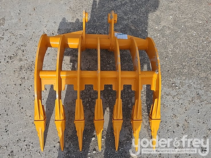 2026-caterpillar-305-image-1