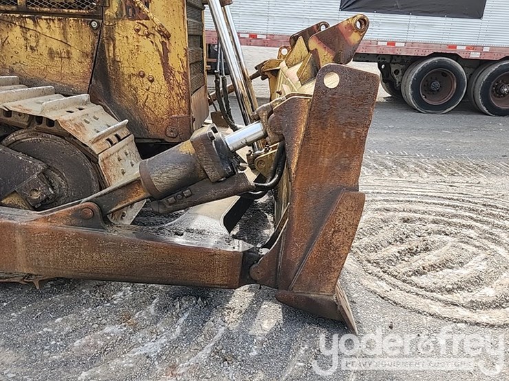 caterpillar-d6h-image-8