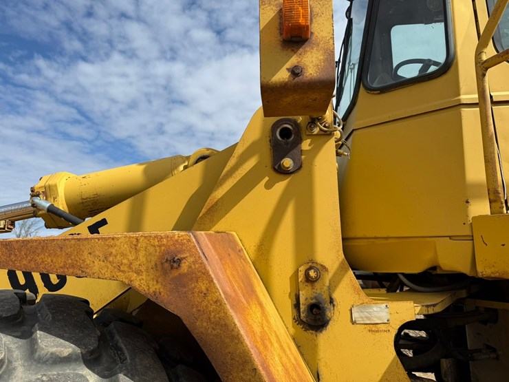 caterpillar-966e-image-31