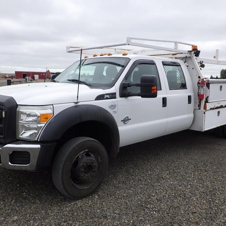 2015 FORD F550
