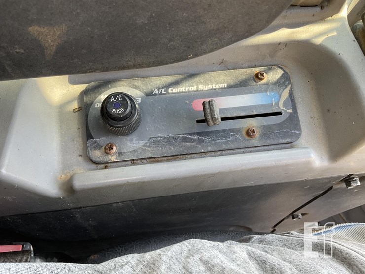kubota-svl75-2-image-15