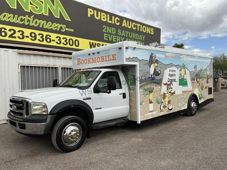 2007-ford-f550-image-2