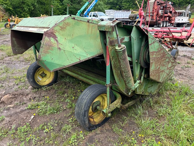 john-deere-1207-image-3