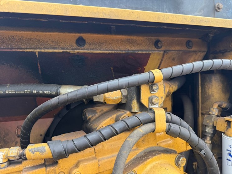 caterpillar-345bl-image-64