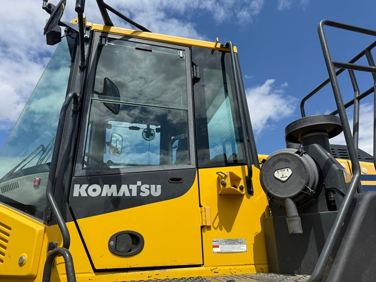 komatsu-wa380-image-107