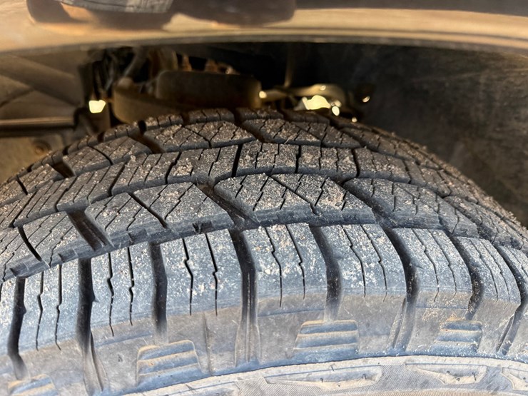 2016-dodge-1500-image-56