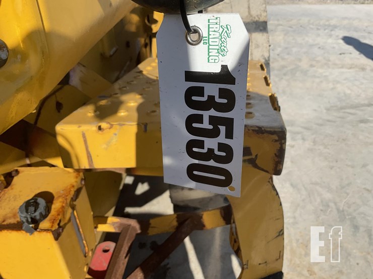 2021-deere-444-p-tier-image-18