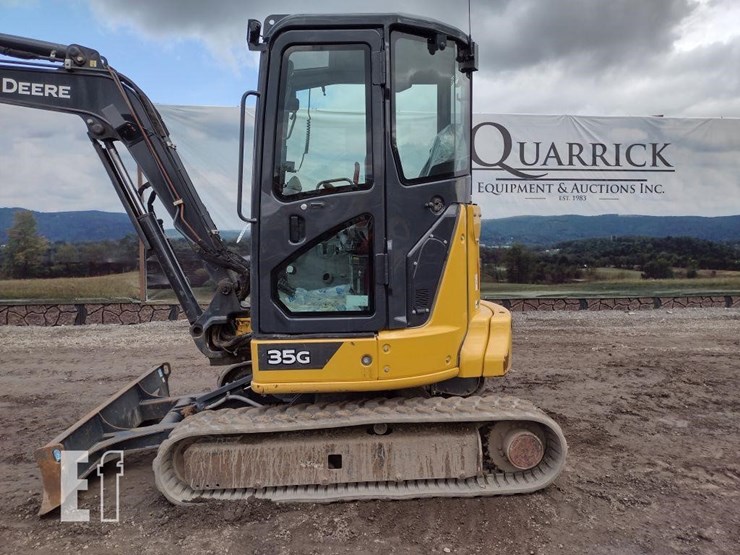 2022-deere-35g-image-13