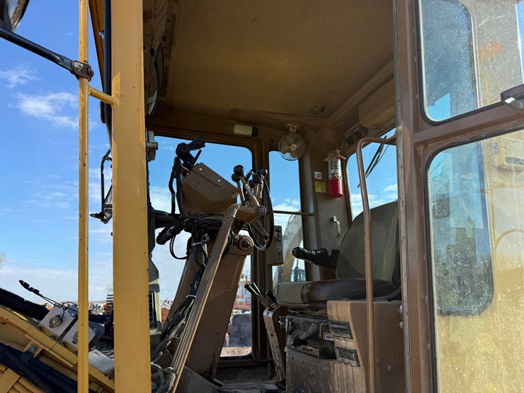 caterpillar-140g-image-73