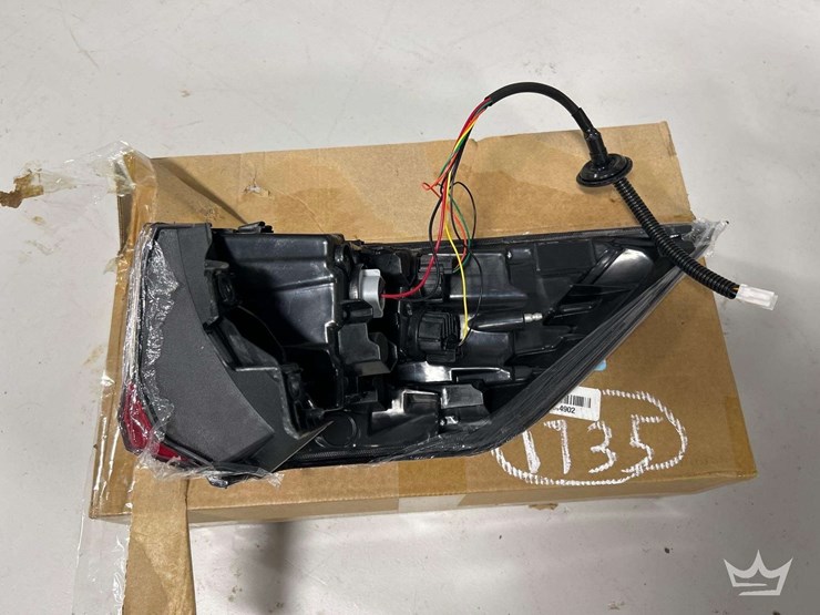 tail-light-image-3