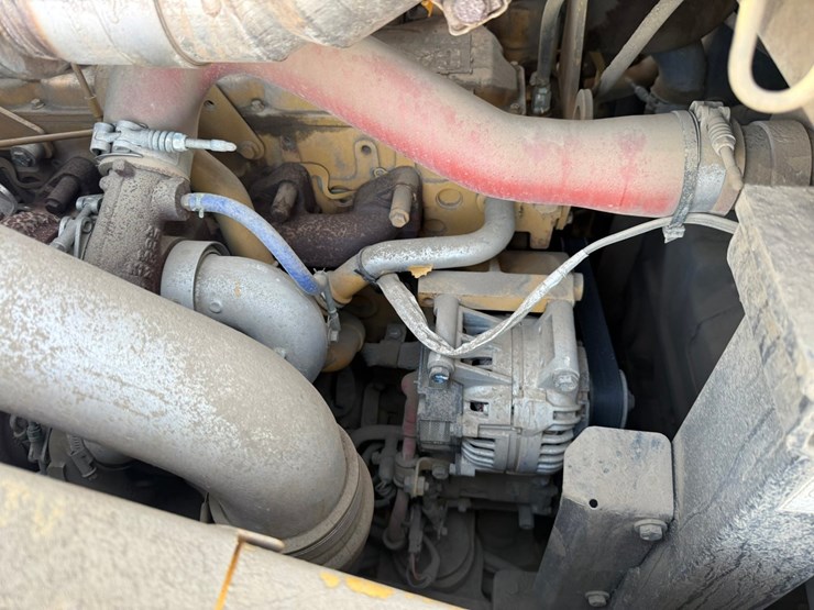 2013-caterpillar-950k-image-74