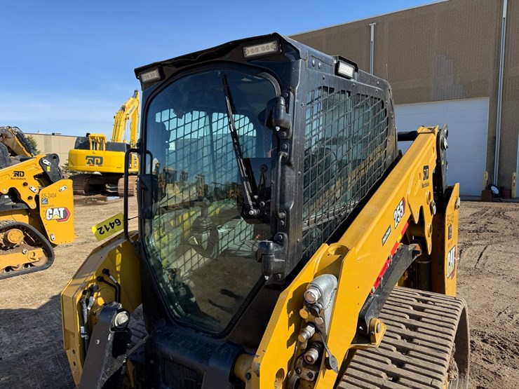 caterpillar-255-image-43