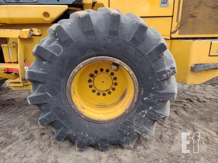 2019-deere-544l-image-13