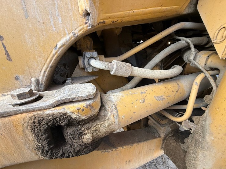 caterpillar-950f-image-77