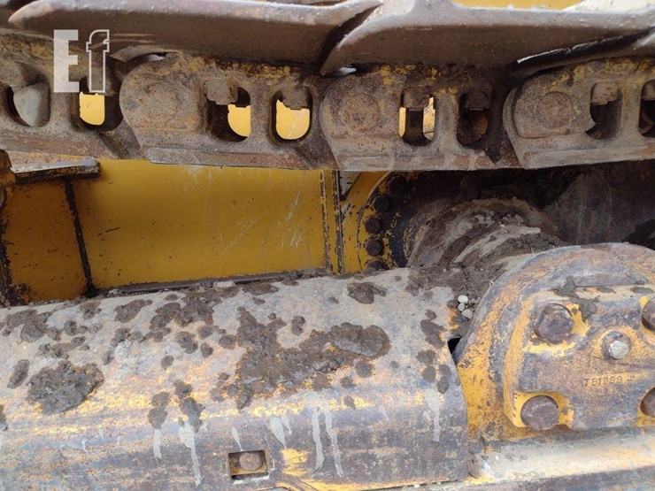 2007-deere-700j-xlt-image-14
