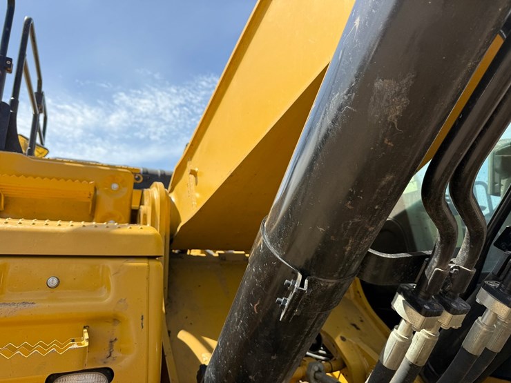 caterpillar-336fl-image-36