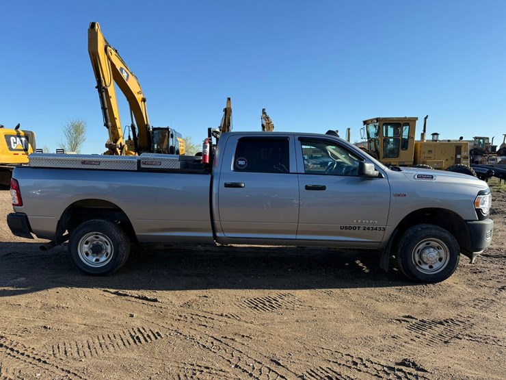2021-dodge-2500-image-6
