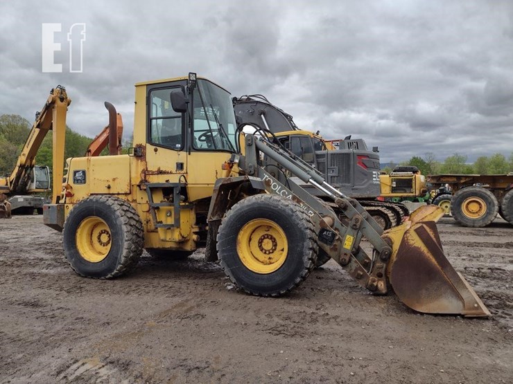 komatsu-wa180-3-image-3