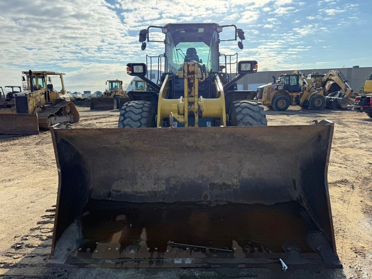 komatsu-wa380-image-8