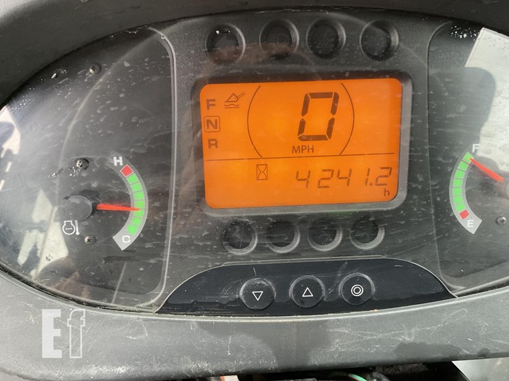 2019-hitachi-zw80-5b-image-15