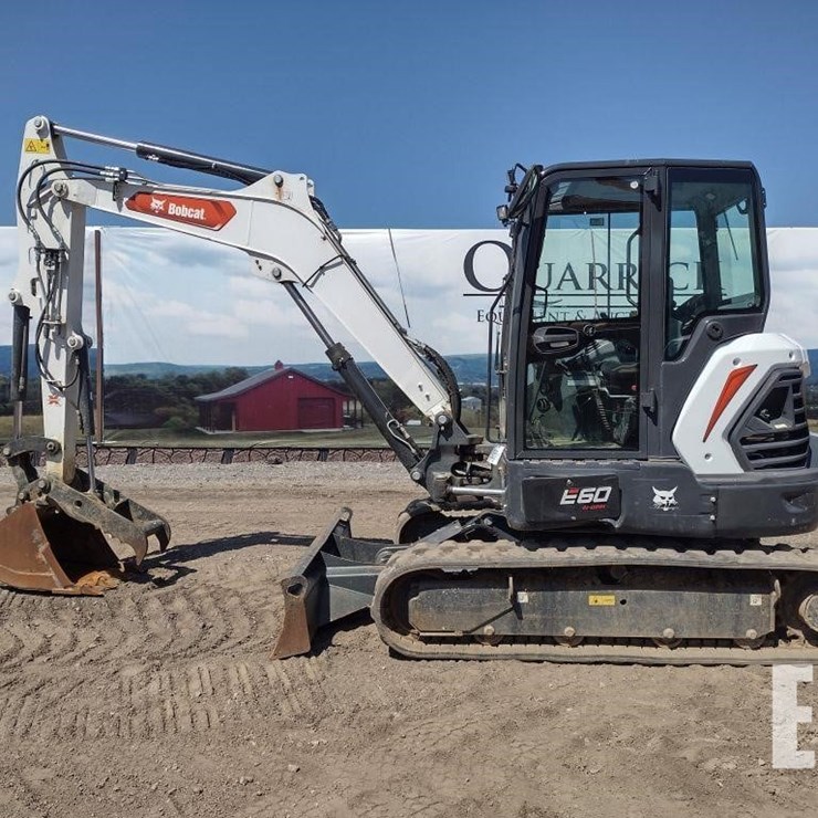 BOBCAT E60R2