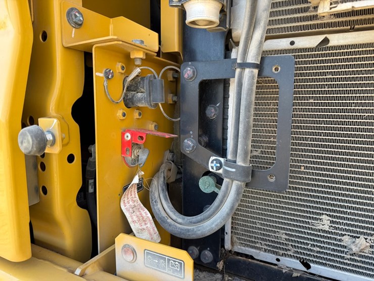 caterpillar-336-image-61