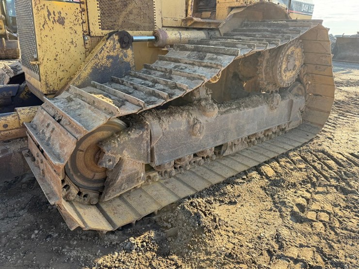caterpillar-d4h-lgp-image-62