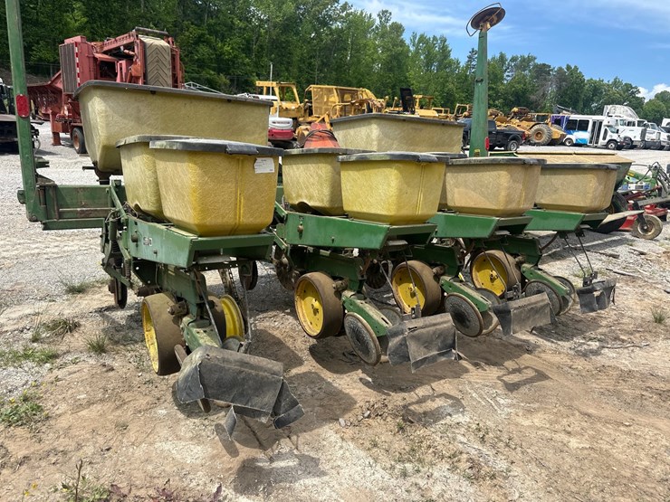 john-deere-7000-image-4