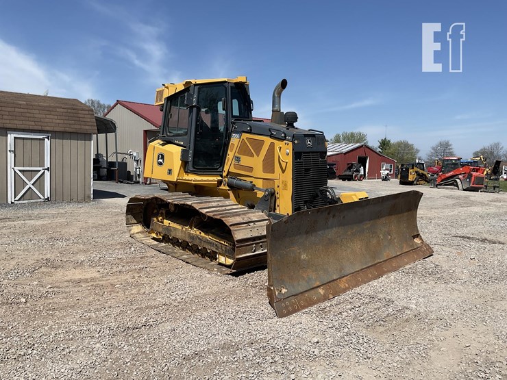 2017-deere-700k-image-6