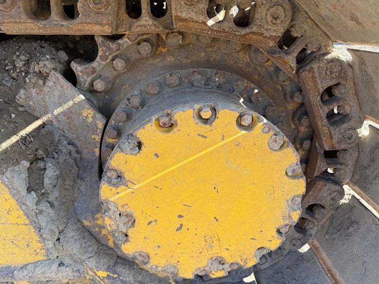 2014-komatsu-d51pxi-image-79