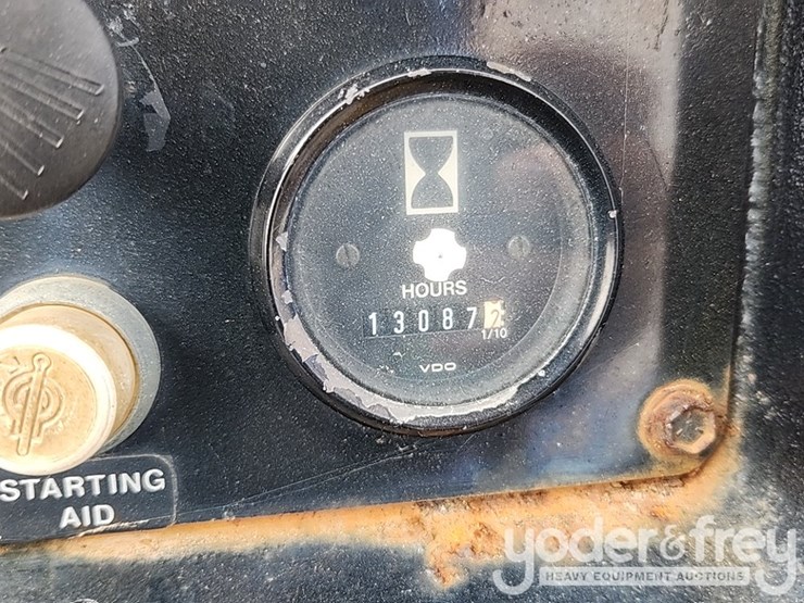 deere-655b-image-33