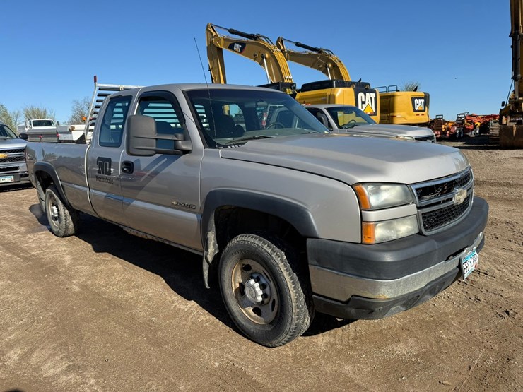 2006-chevrolet-2500-image-7