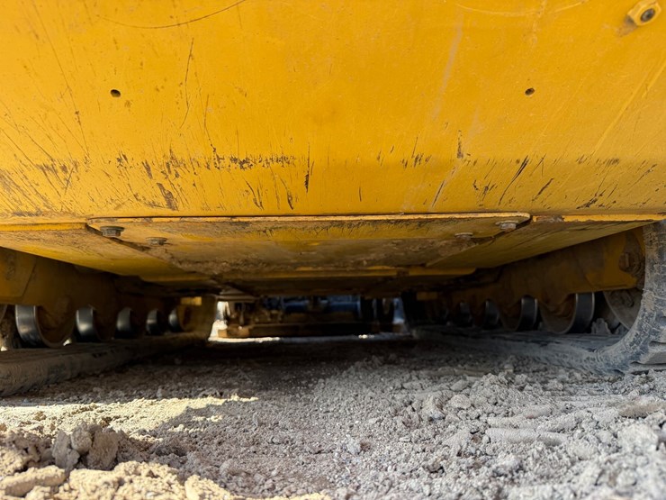 caterpillar-255-image-56