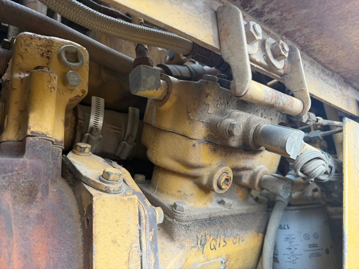 caterpillar-966d-image-74