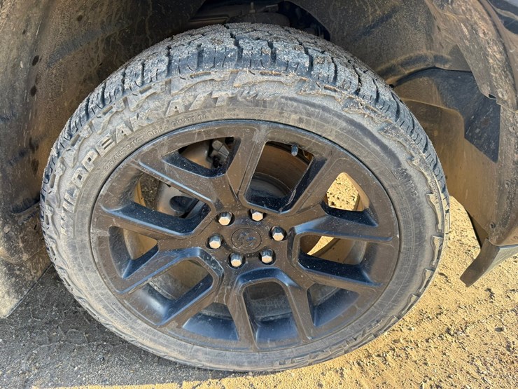 2021-dodge-1500-image-56