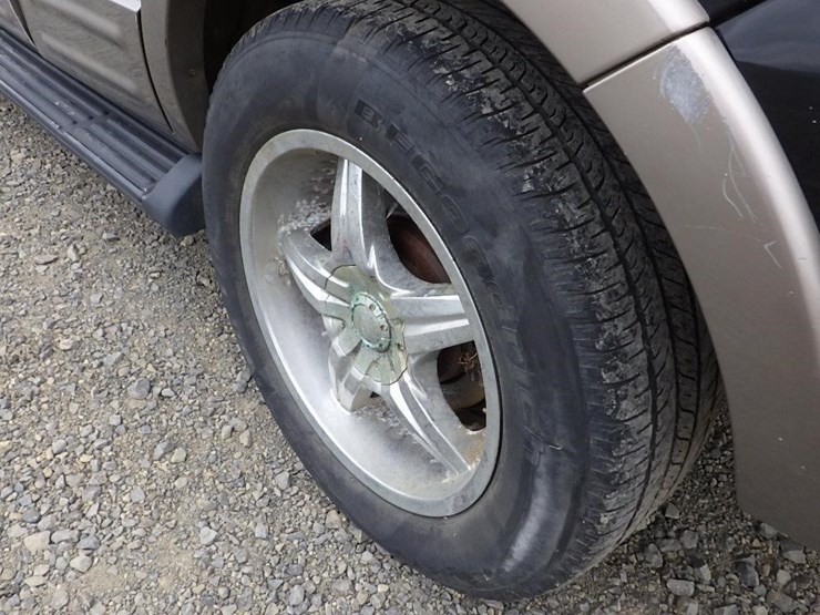 2003-ford-expedition-image-18