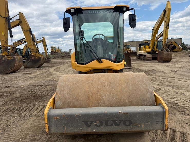 volvo-sd75b-image-8