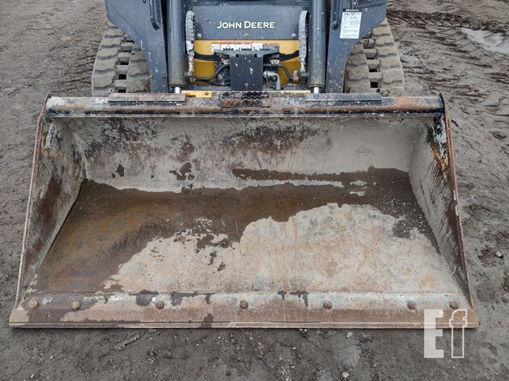 2022-deere-317g-image-18