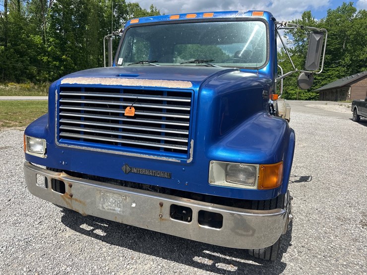 1998-international-4700-image-2