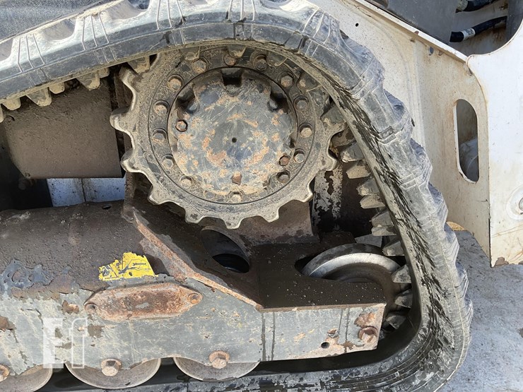 2021-bobcat-t66-image-9