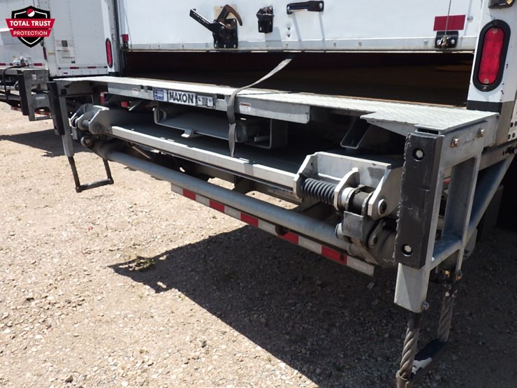 2019-international-durastar-4300-image-6