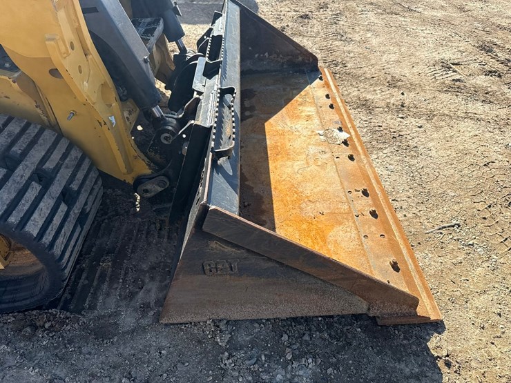 caterpillar-255-image-10