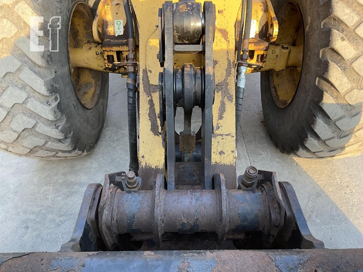 2006-caterpillar-924g-image-10