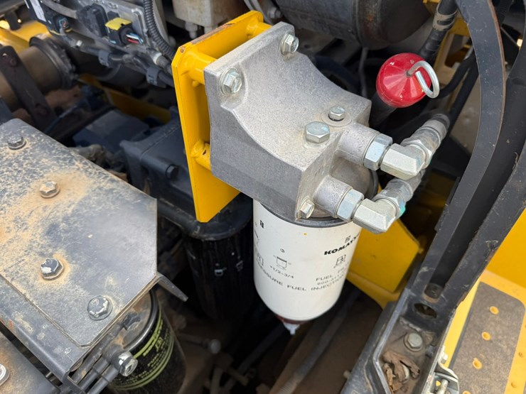 komatsu-pc490-lc-11-image-40