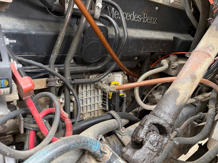#6443-•-2003-sterling-boom/crane-truck-image-18